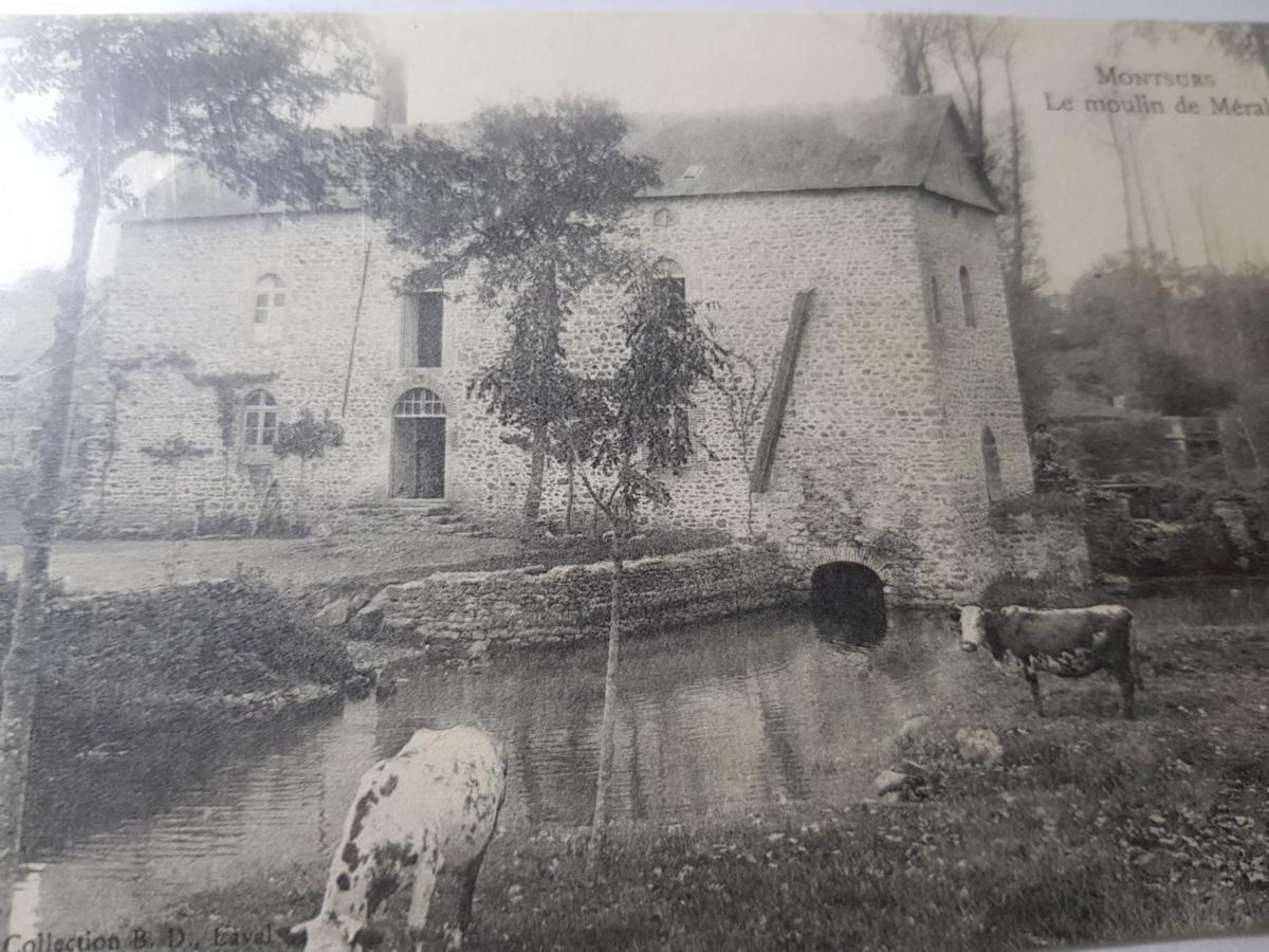 Le Moulin De Meral Montsurs Exterior photo